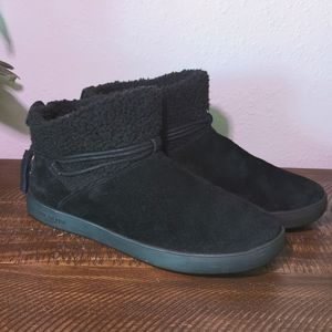 Black Koolaburra by UGG booties